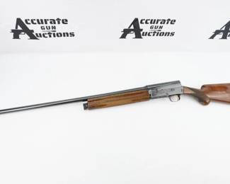 This Browning Sweet 16 is in stunning condition. Featuring a 27” barrel, engraved receiver, and beaded front sight. The semi-automatic shotgun made in Belgium, is chambered in 16 ga and is in excellent condition for its age, showing normal signs of use and wear.