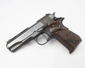 This Llama miniature 1911 is chambered in .380 cal and features a 3.7” barrel and a 7 round magazine capacity. The pistol is in excellent condition showing normal signs of use and wear.