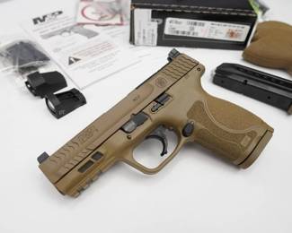 The M&P M2.0 pistol further improves performance with a fine-tuned, crisper trigger, lighter pull and a tactile and audible reset. This semi automatic pistol features a serrated slide, lower rail, and an aggressively-textured grip. Included are four interchangeable palms well inserts , original box, factory red dot optic, (2) 15 round magazines. This firearm is in excellent condition,