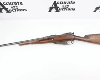 Made in 1918, this Remington model 1917 has seen some battles. The firearm appears to be in functional condition but has had some damage/ modifications to the stock. 