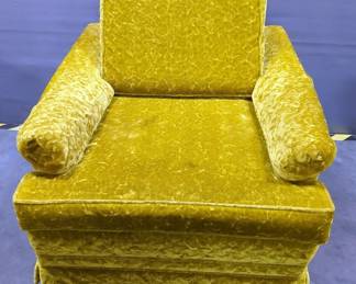 Midcentury Gold Crushed Velvet Lounge Chair, 30" x 33" x 34"