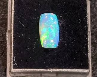 Welo Ethiopian Opal, 2.89 ct, 15.00 x 8.27 x 4.00mm, No Treatment