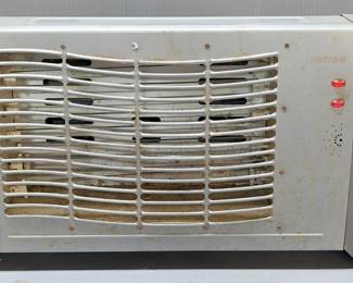 Patton Electric Air Heater Model PRH11, Powers On