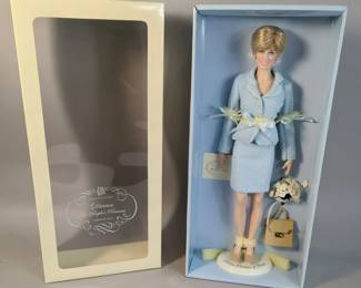 Franklin Mint Diana The People's Princess Portrait Doll, With Accessories, NIB
