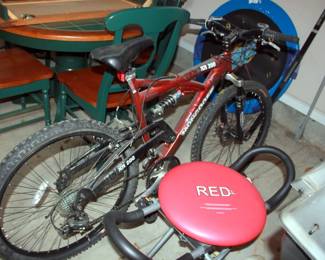 Mongoose XR200 Bike, Red Fitness XL Bench