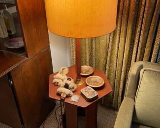 Pair of side table lamp combos. 