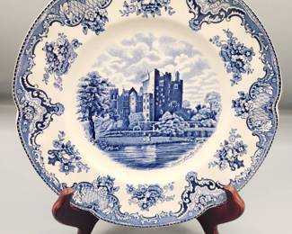 JohnsonBros England - "Old Britian Castles" decorative plate