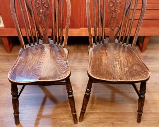 Beech antique chairs
*we have 6