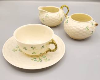 Belleek cup & saucer + sugar & creamer
Ireland 