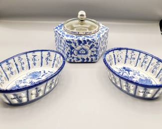 Porcelain Portugal Hand Painted Blue & White Centerpiece Bowls Lattice Cut Sides