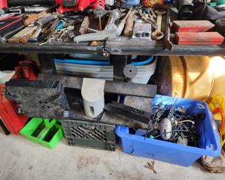 Stand - Electronic Wires