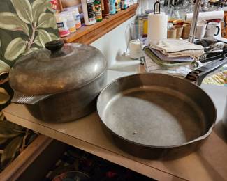 Here ya go! Magnalite Pots and Skillet 