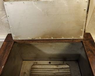 Inside Top of Ice Box