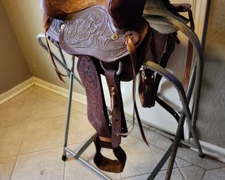 Pony Saddle - Great Condition with Rack