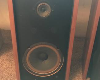 CJD boutique speaker (no tears)