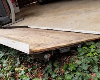 Full-size pickup bed Sliding Shelf, heavy-duty