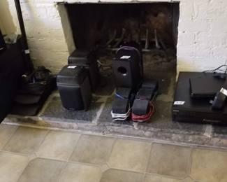 Bose surround sound system 5.1. Other speakers. DVD players