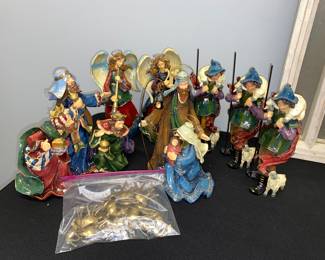 Nativity figures 