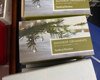 Smith and Hawkin ornaments