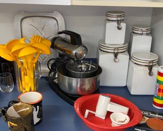 Kitchen ware to include yellow Danish serving pieces