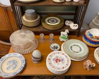 Assorted China plates 