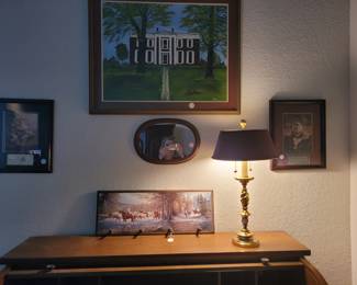 ART WORK
Lamp sold 1/25/24
