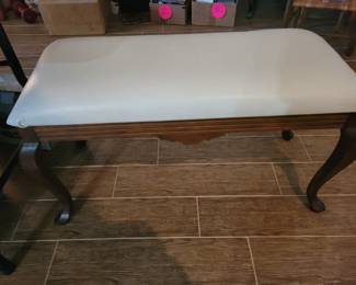 NICE BENCH SIDE VIEW