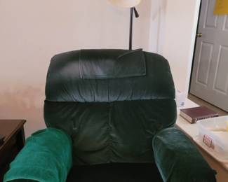 ROCKING/SWIVEL RECLINER  (Lamp NOT for sale)