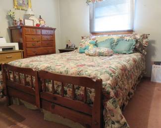 Beautiful pine 4 piece bedroom suite - all pieces shown in following picture