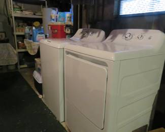 Washer/Dryer (2 years old and barely used)