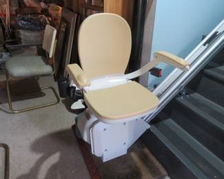 Acorn chair lift - hardly used!