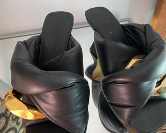 J Alexander black leather shoes size 8