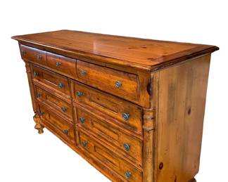 $750 - Drexel Heritage Pinehurst Collection Buffet Dresser NJ220-29                                                                                        The Drexel Heritage Pinehurst Collection Buffet Dresser features a sleek and modern design, perfect for any contemporary home. With ample storage space and expert craftsmanship, this dresser offers both style and functionality. Made with high-quality materials, it is built to last and elevate any room.

Dimensions: 60 x 20 x 37"H

Condition:  Very good condition.  

Local pick up Rockville, MD.  Please contact us for shipper suggestions