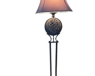 $300 - Metal Filigree Standing Floor Lamp NJ220-8    Description: This metal filigree standing floor lamp features intricate design and sturdy metal construction. With its elegant appearance and durable build, this lamp is the perfect addition to any room. 

Dimensions: 19 x 12 x 59"H

Condition:  Very good condition

Local pick up Rockville, MD.  Please contact us for shipper suggestions