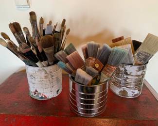 Item #92 Artists' paint brushes, lot, $45