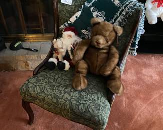 Pair of chairs 1 of 2