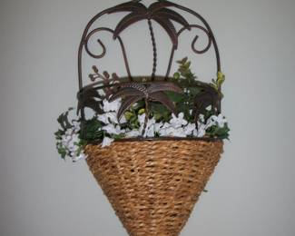 Metal Palm Tree Wall Basket