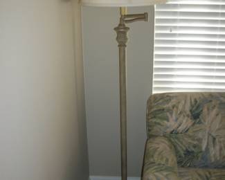 Swing arm Floor Lamp