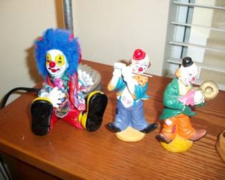More Clowns