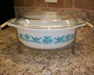 1959 Pyrex "Blue Bird" Promo dish, 1,5Qt. casserole with lid & rack. Lid has chip, marked with blue tape.