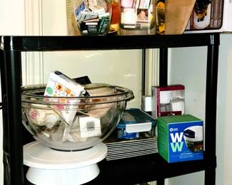 Baking, cake decorating tools, baking forms, mixing bowls, cookie cutters. Pizza board, drink server, gadgets and utensils