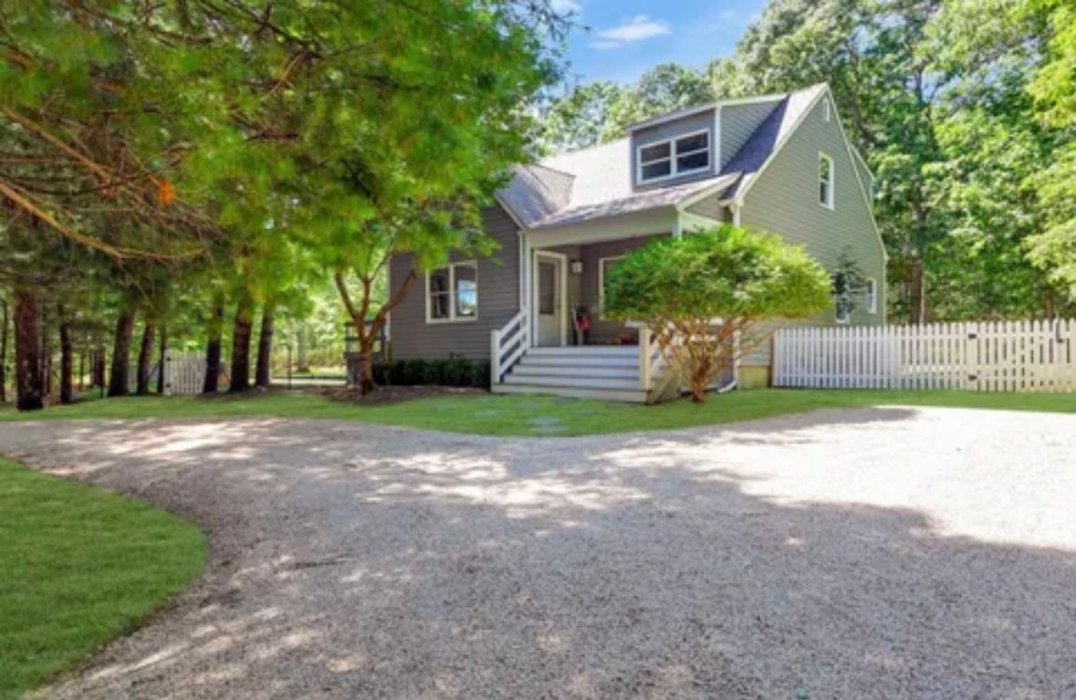 Estate sales by Yasemin in East Hampton, NY starts on 1/26/2024