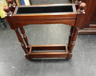 Super cool odd little stand.