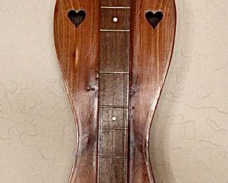 Vintage earthwood Dulcimer instrument