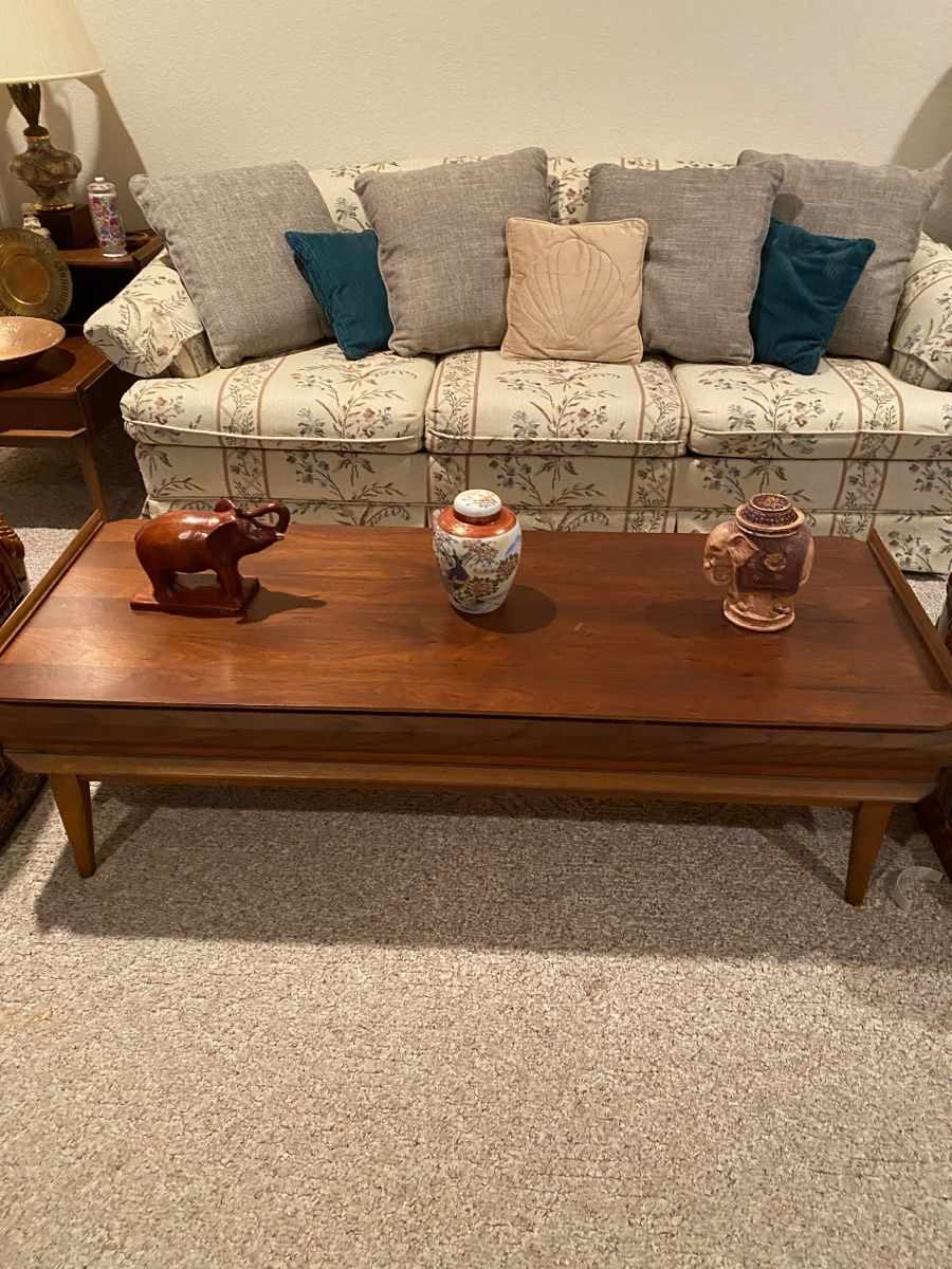 Caldwell Estate sales in West, TX starts on 1/26/2024