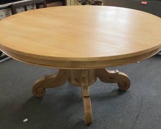 Lot 19 Modern Table