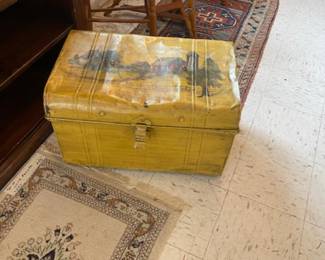 WW1 metal trunk, painted