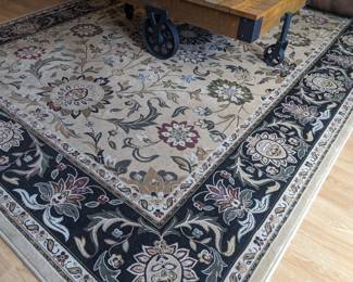 Inv no 113  Area rug 7' 10"  x 10' 10"