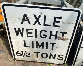Metal Axle Weight Sign