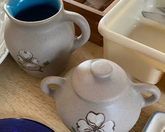 Pigeon Forge Pottery Creamer and Sugar